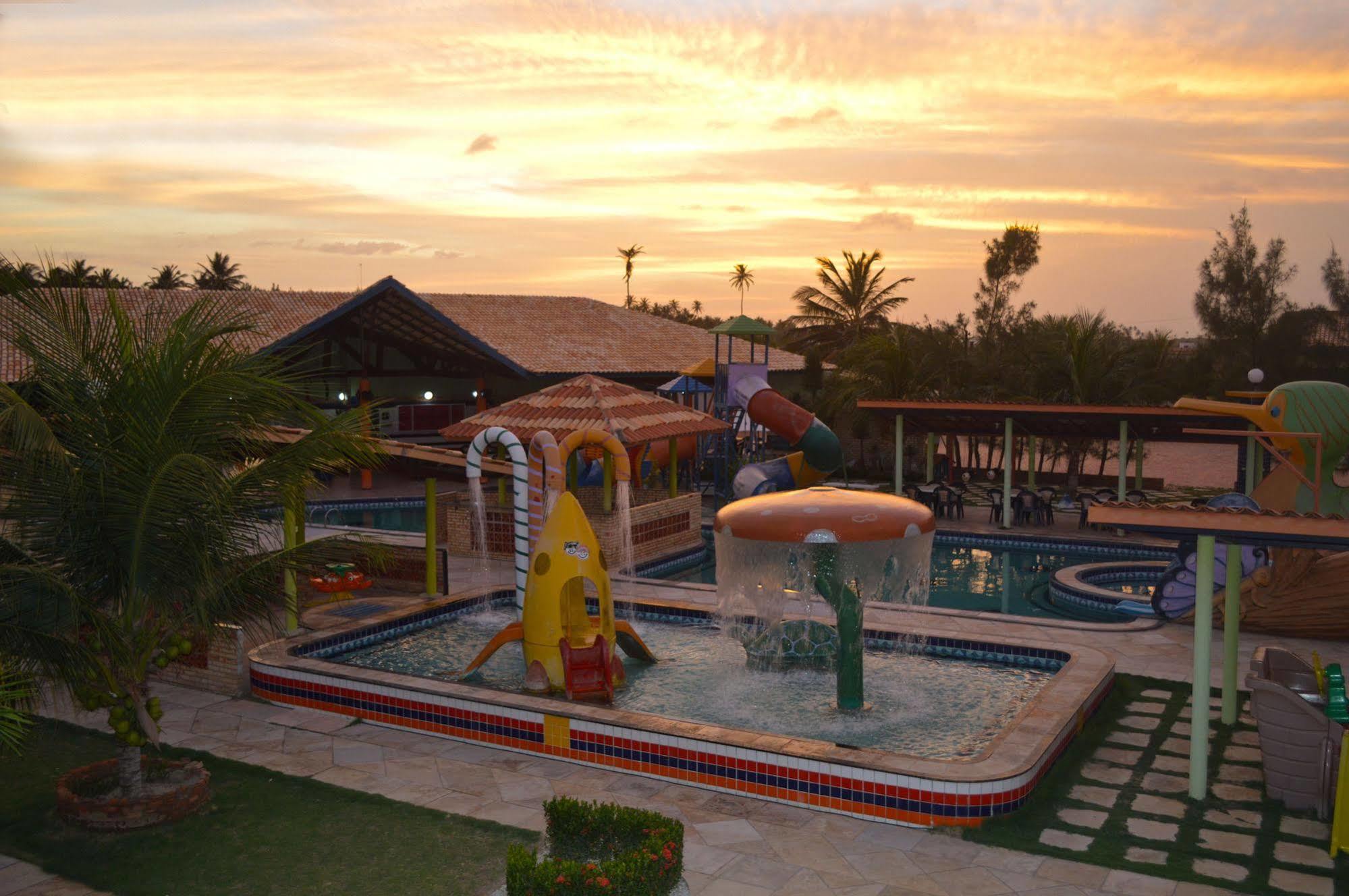 Parajuru Praia Hotel Exterior photo
